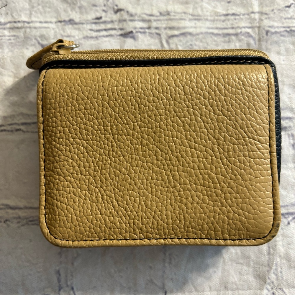 LEATHER TWO TONE TAN/BLACK PEBBLE GRAIN ID WALLET